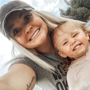 Meet your Posher, Chelsi